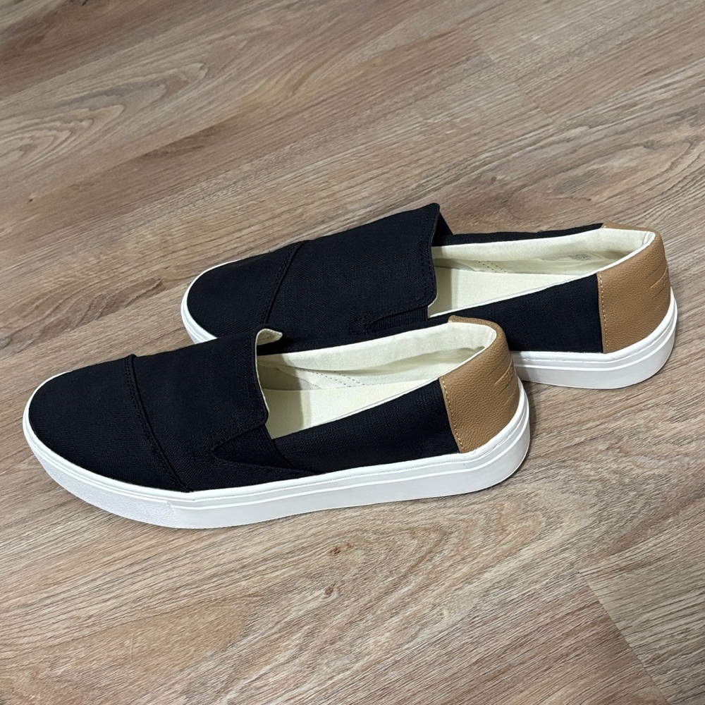 Toms Black and Tan Women's Slip-On Sneakers